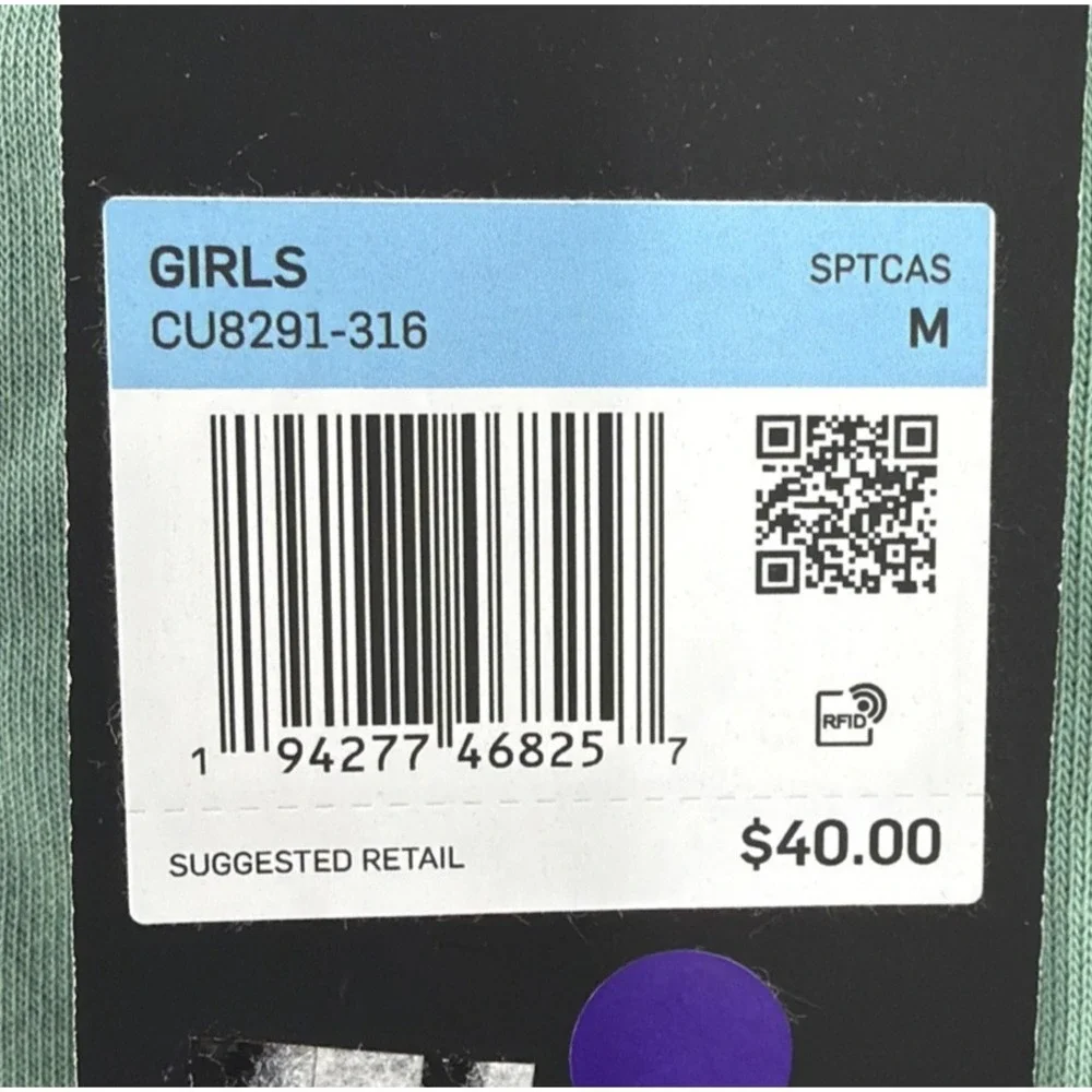 Nike‎ Sportswear Girls Heritage Shorts Jade Medium NWT Running Athletic